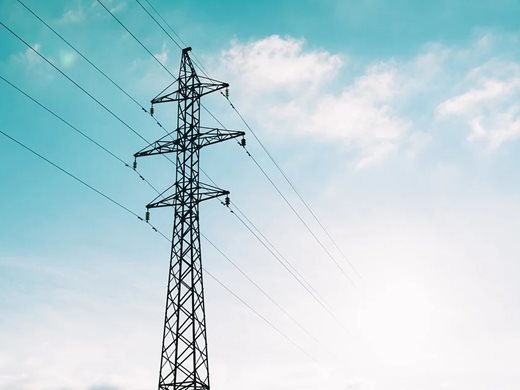 ЕСО с предложения за намаляване на цената на тока за бизнеса