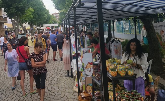 Фестивалът на занаятите в Царево е един от най-чаканите през лятото.