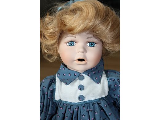 Кукла шпионира децата, забранена е в Германия