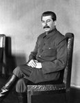 1926 г.: Сталин се среща за първи път с Коларов и Димитров, “набива им канчетата...”