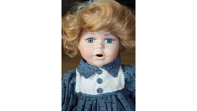 Кукла шпионира децата, забранена е в Германия