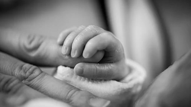 Жена с коронавирус роди в болницата в Добрич
