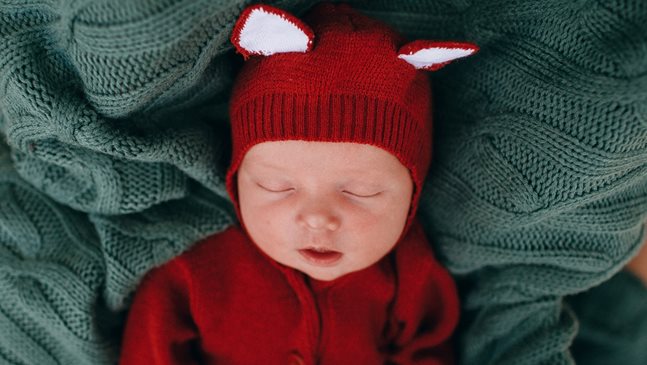 Регресията на съня на бебето може да бъде предизвикана от различни фактори