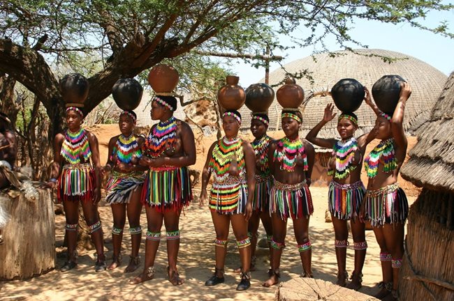 Свазиленд - дива природа, танци и крал с десетки дворци и жени | Всичко за  жената