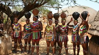 Свазиленд - дива природа, танци и крал с десетки дворци и жени