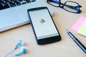 Google ще пусне конкурент на iPhone SE 4 по-рано от очакваното