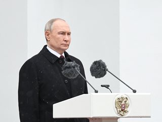 Путин на инагурацията си: Хората потвърдиха, че посоката, в която върви Русия, е правилна. Заедно ще победим!