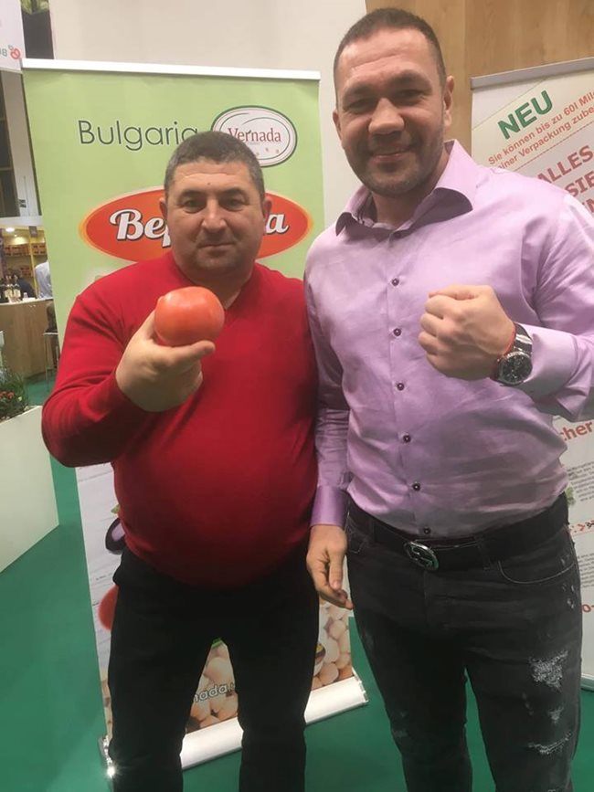 Кобрата рекламира в Берлин българския розов домат