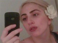 Lady GaGa пусна снимка без грим