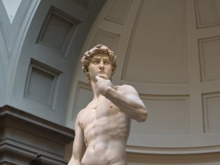 Изхвърлиха учителка заради "порнографската" скулптура Давид на Микеланджело