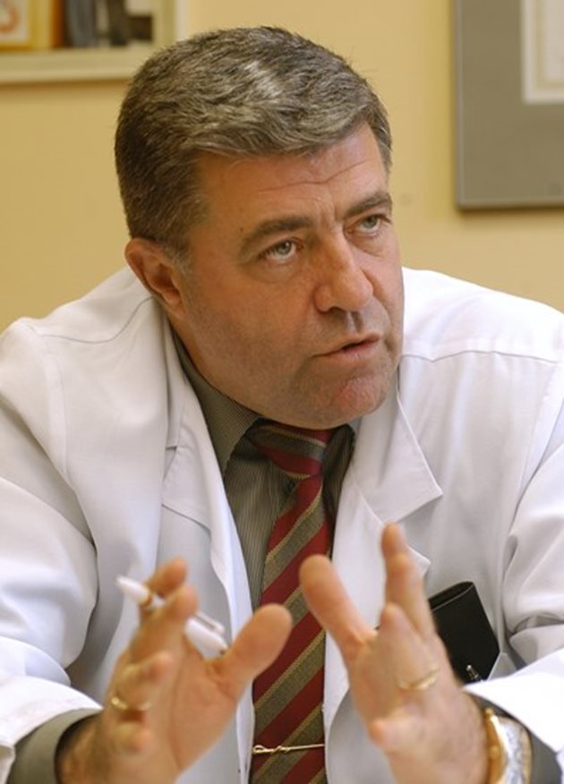 Проф. Генчо Начев, директор на университетската болница “Света Екатерина”