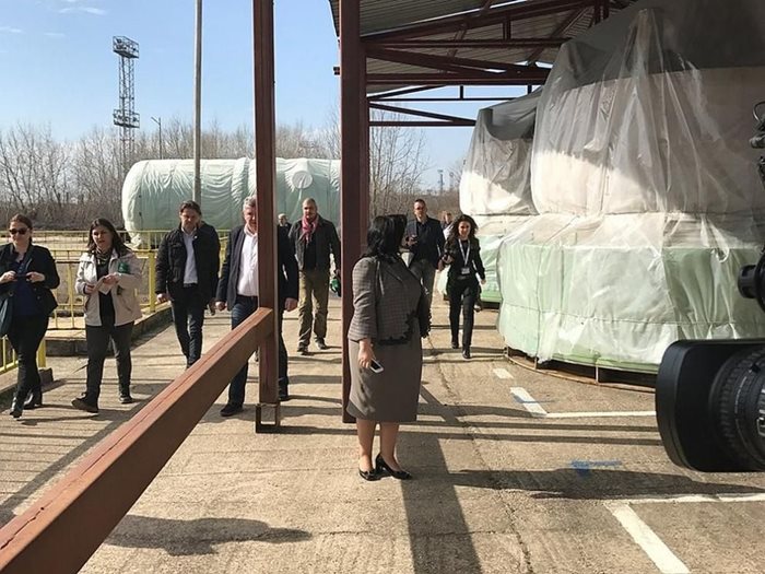 Министърът на енергетиката Теменужка Петкова инспектира доставеното оборудване на площадката на АЕЦ “Белене”.