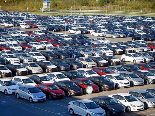 Продажбите на нови коли в ЕС спаднали през март с 55,1%, в България - с 29,6%