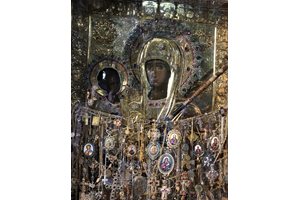 Иконата на Св. Богородица Троеручица