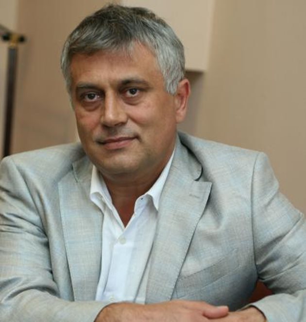Теодор Иванов