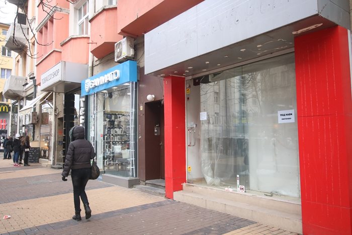 Свободните магазини на столичния бул. “Витоша” са се увеличили през последната година.


