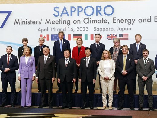 Министри от Г-7 обсъждат спешни действия в борбата с климатичните промени
