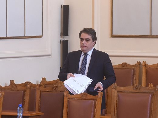 Асен Василев: България няма да се откаже от енергийната си независимост. Няма да затваряме мощности в Маришкия басейн