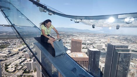 Стъклена пързалка на 304 метра височина в Лос Анджелис (Галерия + Видео)