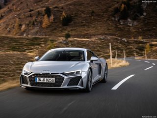 Audi R8 се завръща!