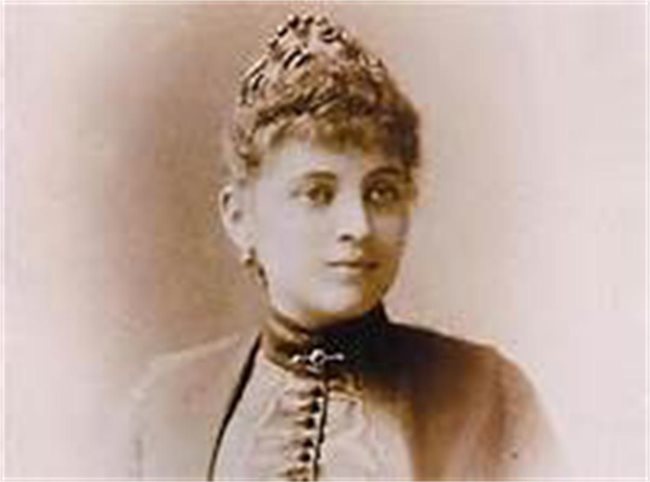 Екатерина Каравелова (1860-1947) е основателка на Българския женски съюз. Тя е първа в списъка на най-влиятелните жени на хилядолетието.