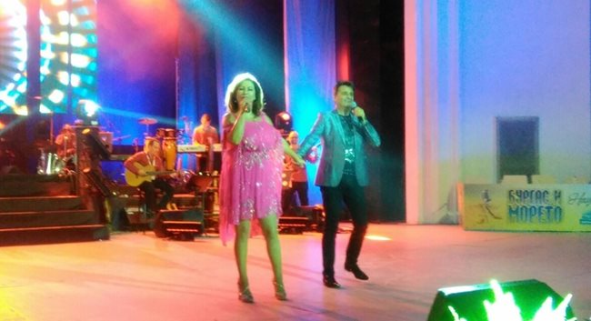 Катя и Здравко бяха част от журито, а след това изпяха най-големите си хитове в латино аранжимент.