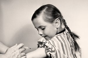 Как БКП ваксинира 300 000 деца през 1951 г.