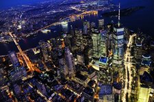 Небостъргачите на Ню Йорк го натискат към дъното на океана