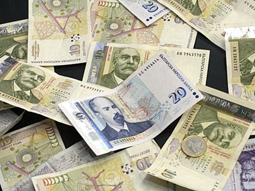 Над 3 млн. лв. бонуси са раздадени през 2022 г. на административни служители в Министерския съвет