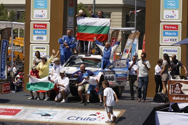 Отборът на столичния общинар на финала на първото му участие в “Дакар” през 2013 г. в Чили.