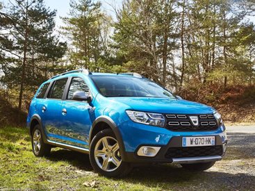 Dacia подновява производството в Румъния