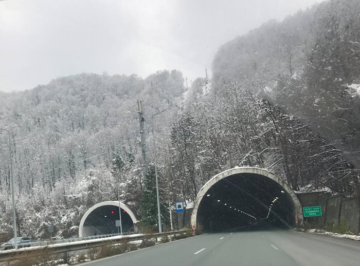Тунел "Ечемишка" на магистрала "Хемус" бе сред скоро ремонтираните