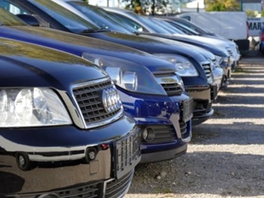 34,5% спад на продажбите на нови коли през август в България