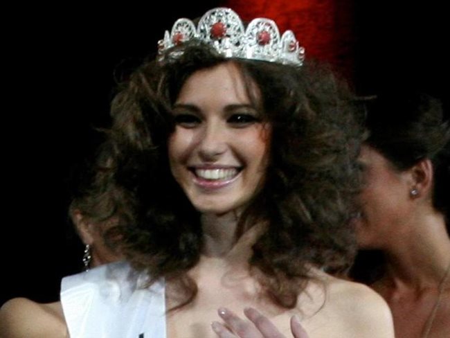 Станимира Антонова от Велико Търново бе коронясана с титлата Top Model of the World.