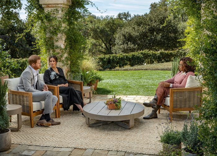 Опра Уинфри направи бомбастично интервю с принц Хари и Меган.
СНИМКИ: РОЙТЕРС