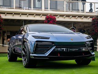 И Lamborghini отлага първия си електрически модел