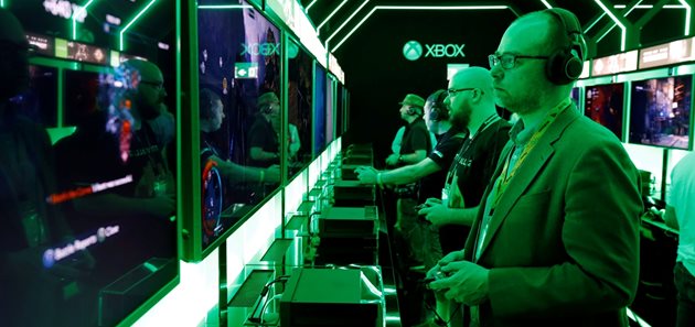 Microsoft пусна три нови конзоли Xbox