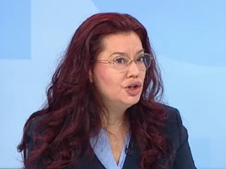 Шефката на "Медицински надзор": От Турция е ботоксът, вкарал жени в болница