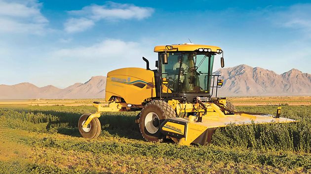 New Holland Speedrower Plus - универсална машина за автоматично нарязване и разпръскване на остатъци