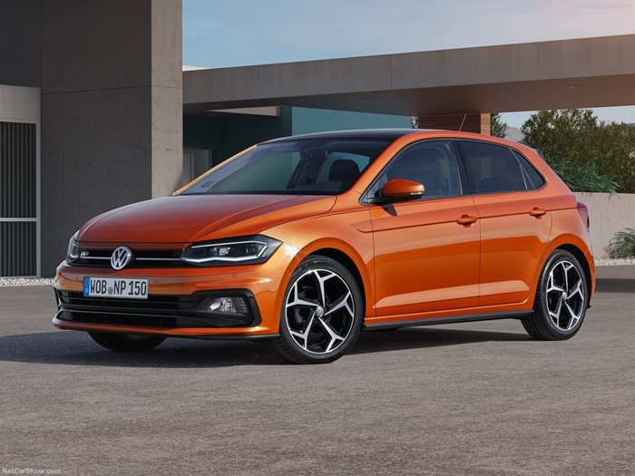 Коли като това класическо бензиново Volkswagen Polo продължават да са предпочитани в Германия. Снимка: "Фолксваген"