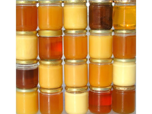 Следващият етап от процедурата за износ е страната ни да предостави списъци с предприятия за преработка на пчелен мед