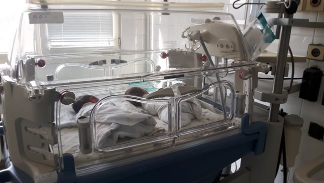Осем двойки близнаци се родиха само за 10 дни в УМБАЛ-Бургас