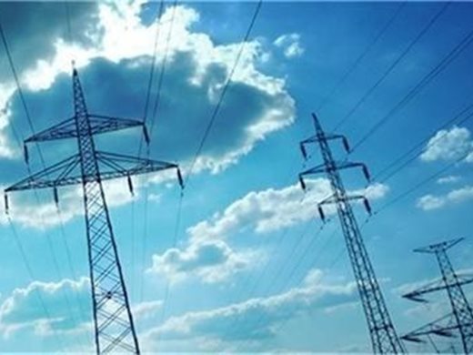 Поскъпване на тока от 1 юли с над 2% предлагат ЕВН и "Енерго-Про", от ЧЕЗ не казват
