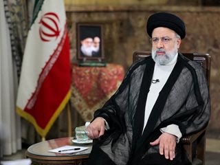 Не "Мосад", санкциите убиха президента на Иран