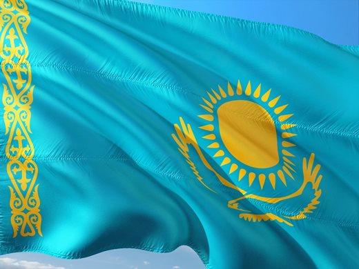 Казахстан забрани износа на 106 стоки в Русия