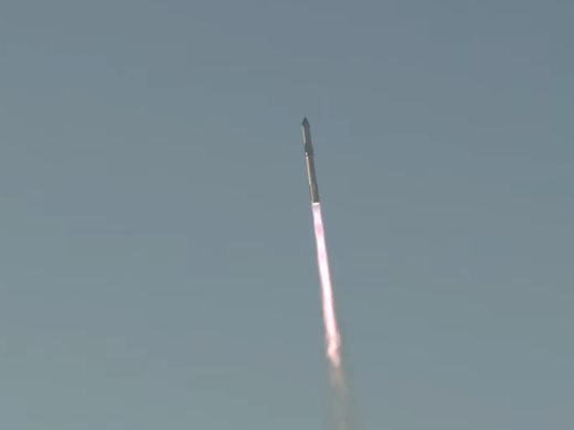 Регулаторът на авиацията в САЩ даде зелена светлина за връщането на ракетата "Фалкон 9" в космоса