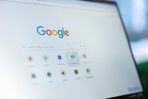 Google ще премахне своя гласов асистент