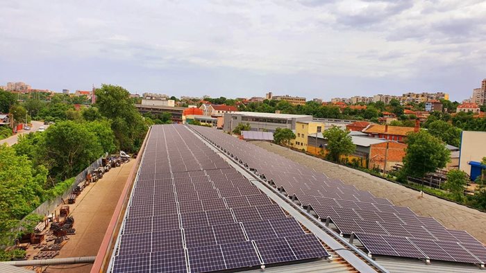 Соларната инсталация на МТМ, построена от "Енерго-про".