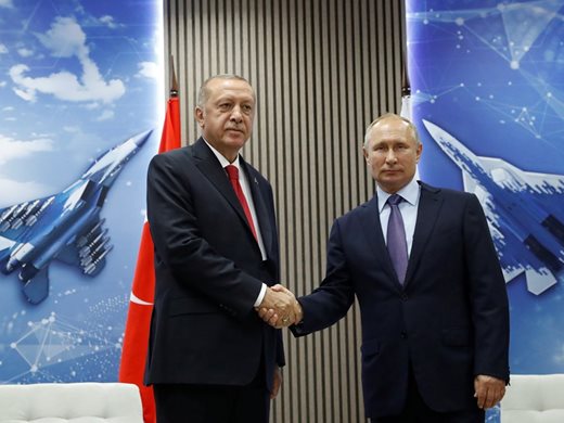 Путин: До края на годината по "Турски поток" ще потече руски газ към Турция