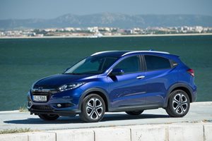 Nissan и Honda обсъждат възможно сливане